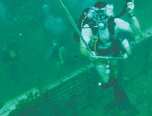 美军潜水员爆料视频大全,揭秘深海神秘任务与惊险瞬间 第3张 美军潜水员爆料视频大全,揭秘深海神秘任务与惊险瞬间 第3张